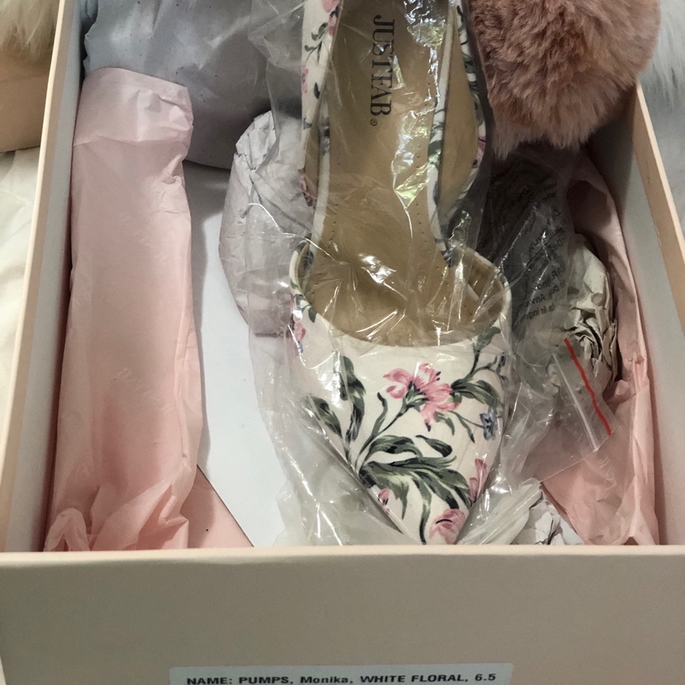 JustFab Monika White Floral heels US6.5UK-4.5EU-37 - Picture 6 of 8